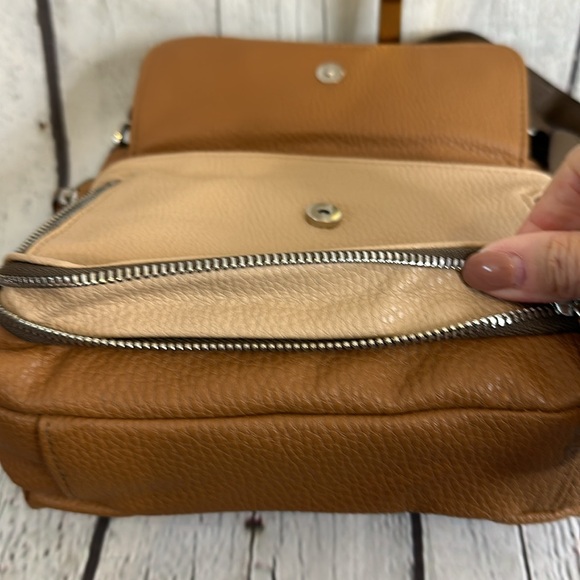 Jessica Simpson brown/tan PVC crossbody bag - Picture 7 of 13